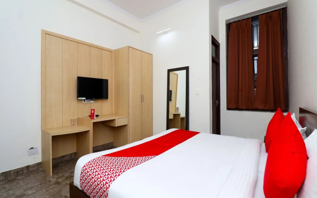 Oyo 26611 Anand Mangal Hotel