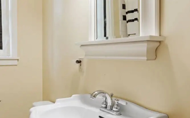 Yellow Rose 2 Bedroom Home