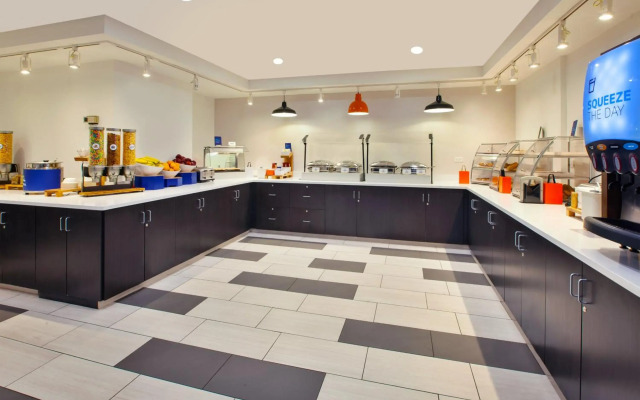 Holiday Inn Express Philadelphia-Midtown by IHG
