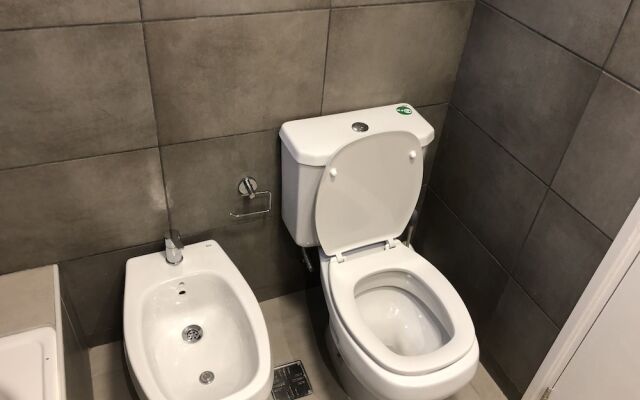 Deluxe 2bedr Apartment With Balcony