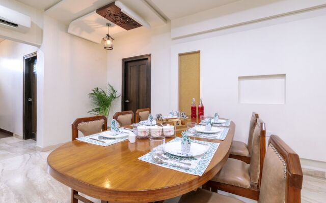 Bungalow by the station by Vista Rooms