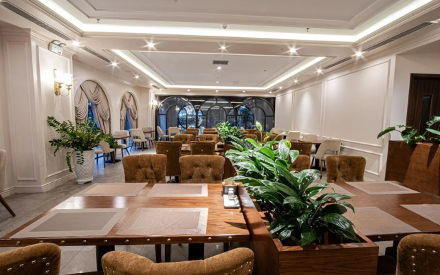Ostara Hotel & Apartment