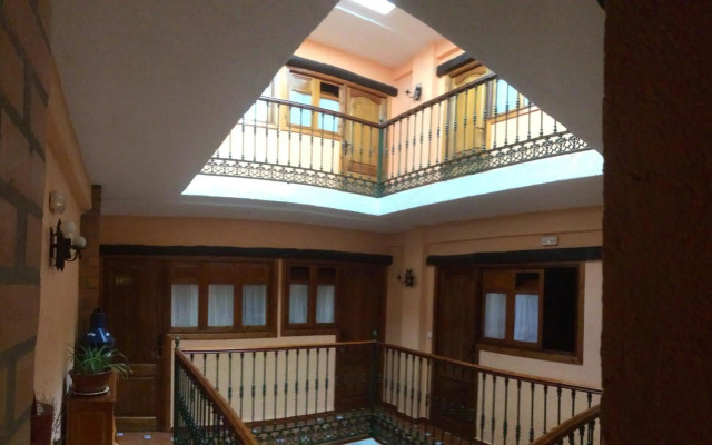 Hermanos Macías Hotel