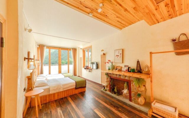 Floral Hotel Qiandaohu Deyishe Inn