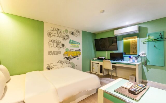 e-Hotel