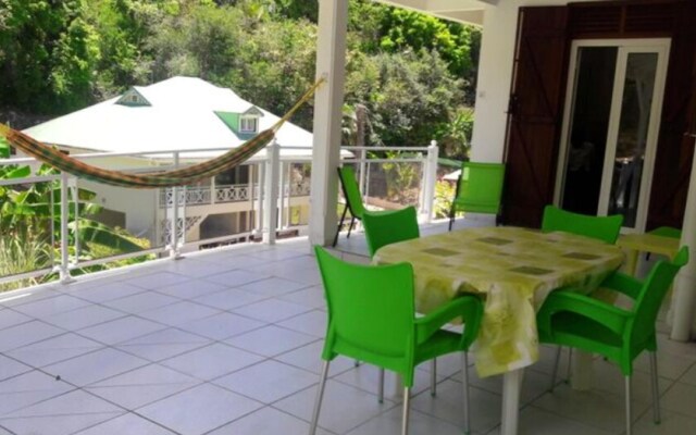 House with 2 Bedrooms in Le Gosier, with Furnished Garden And Wifi - 3 Km From the Beach