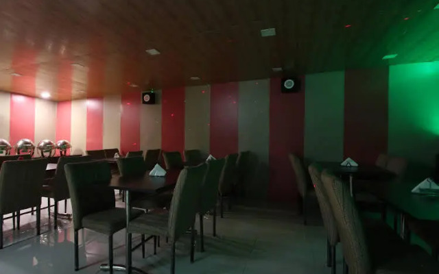 Hotel Tribhovan Palace