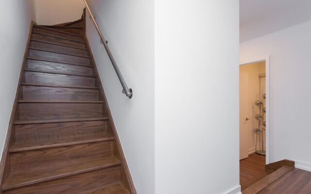 Applewood Suites - Condo Townhome