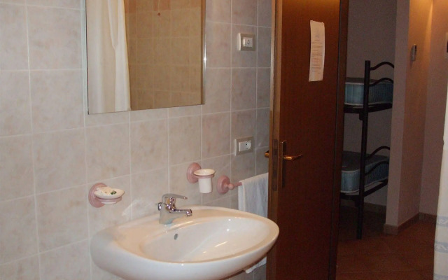 Agriturismo Nuvolino - Guest House