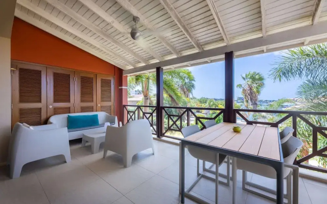 Tropical Escape With Pool and Ocean Views