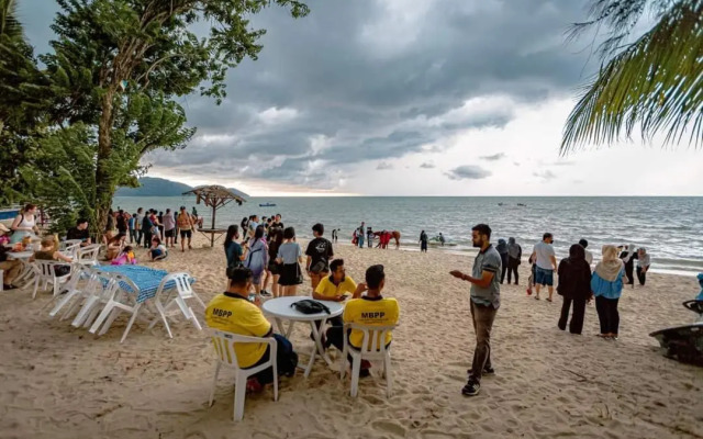 VIP Suite Seaview Batu Ferringhi 1003-2 Bedroom