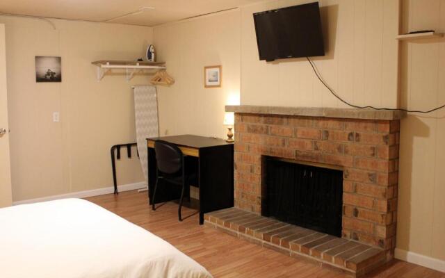 Brighton Retreat (Walk to Metro)