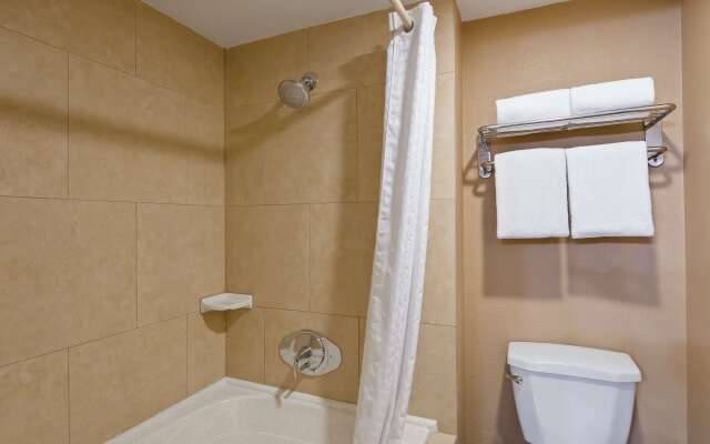 Best Western Royal Sun Inn & Suites