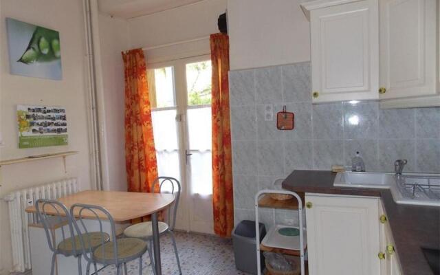 Appartement Bagnères-de-Luchon, 2 pièces, 4 personnes - FR-1-313-136