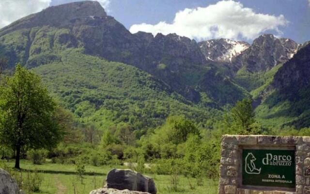 Residence Le Ginestre Hotel