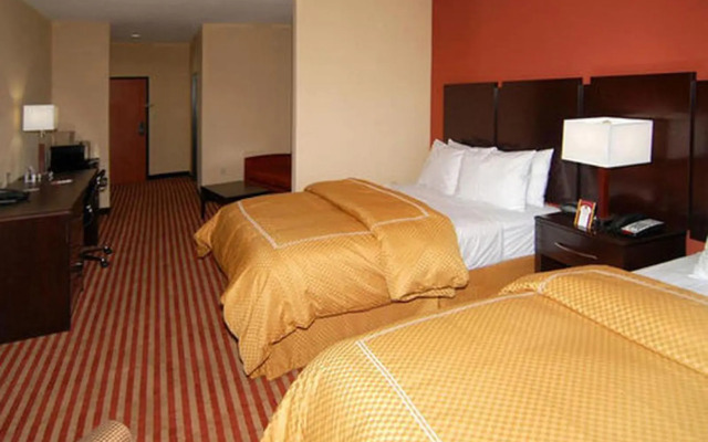 Holiday Inn Express & Suites Bridgeport by IHG