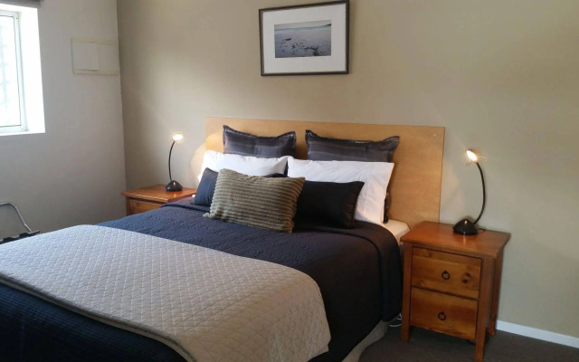 Albany Harbourside Apartments And Houses