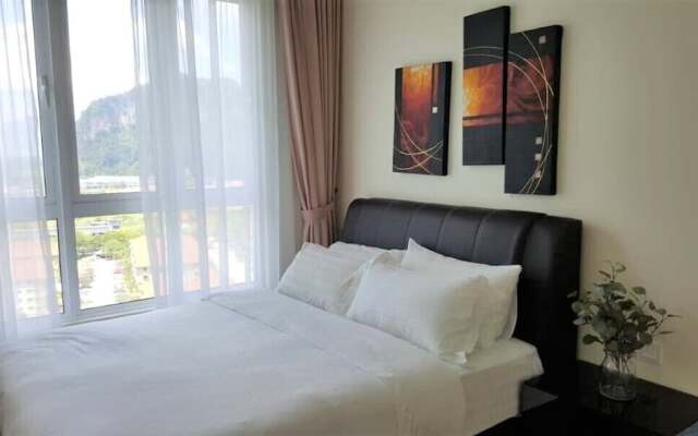 Suites at The Haven Lakeside by Plush