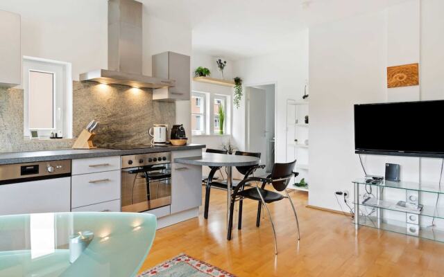 Elegant Apartment in Innsbruck near Golden Roof
