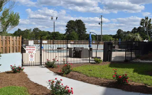 Country Hearth Inn Hardeeville