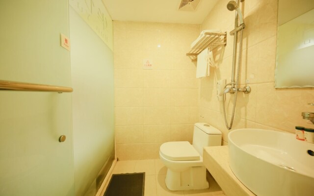 OYO 8012 Hua Yue Hotel
