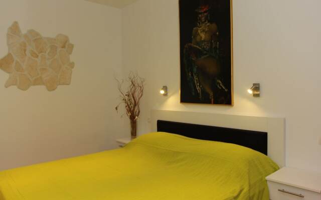 Apartment House Vitaic