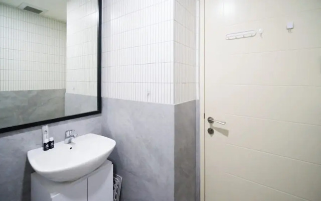 Restful And Tidy 2Br At Benson Supermall Mansion Apartment