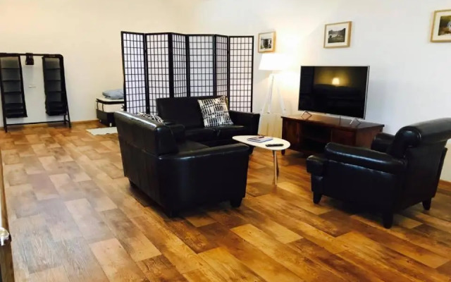 Óseyri Hlaðan -The Barn