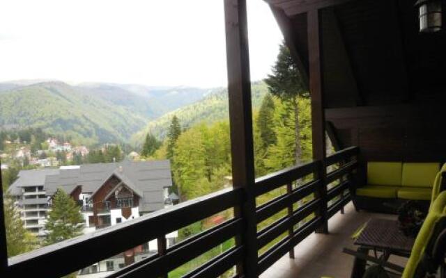 Relaxing Balcony Apartment