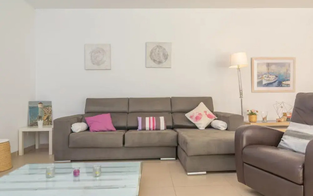Carritx With 4 Bedrooms and 4 Bathrooms
