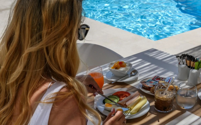 Mykonaki Hotel