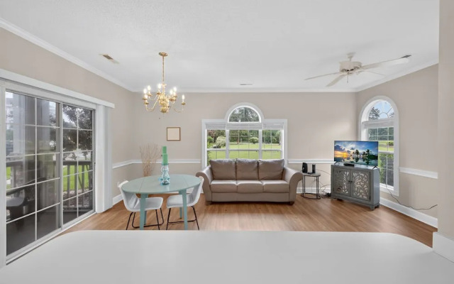 Magnolia Place 4687-101 1 Bedroom Condo