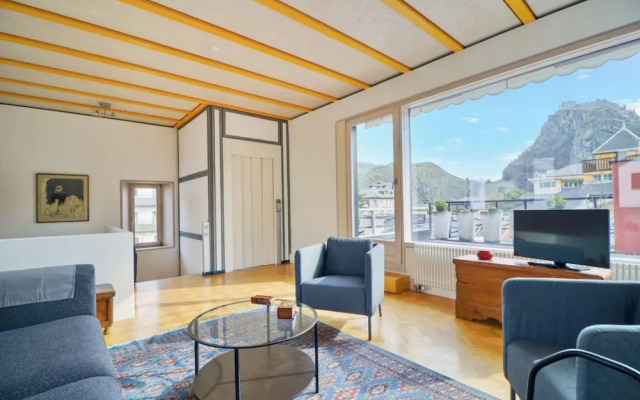 Cozy Penthouse in the old Town of Sion