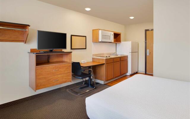 WoodSpring Suites Columbus North I-270