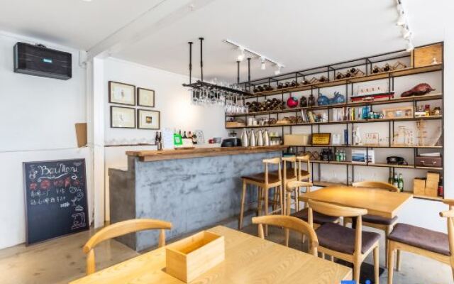 Qingdao Qigu Abalone Island No.85 Homestay
