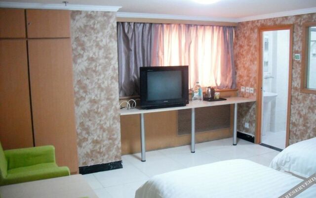 Jia Li Hua Hotel Chain (Communication University of China West Gate)