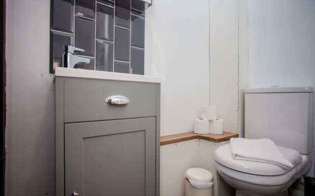 1 Bedroom Apartment in Limehouse London