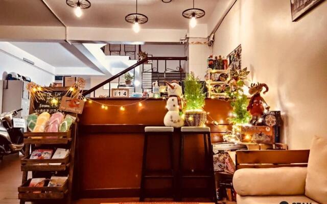 STAY hostel 2 - 350m from the ferry