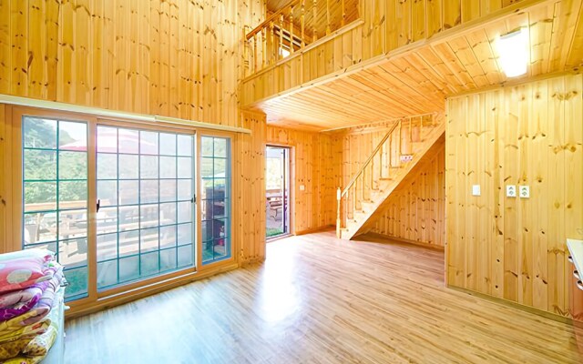 Uljin Akasia Pension