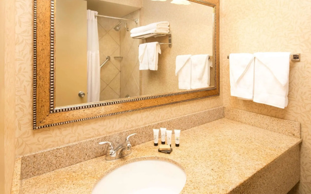 Red Lion Hotel Wenatchee City Center