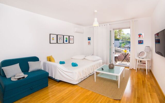 Apartment Blue Sun
