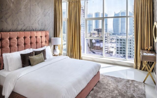 Luxury Staycation - Continental Tower