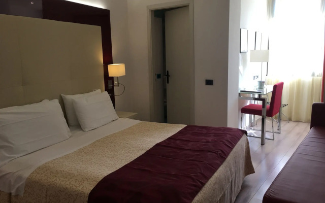 Green Park Hotel