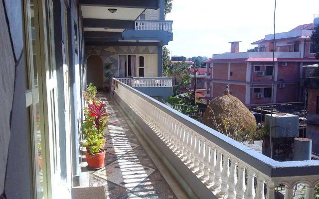 Hotel Grand Holiday