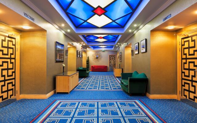 Crowne Plaza Liverpool - John Lennon Airport by IHG