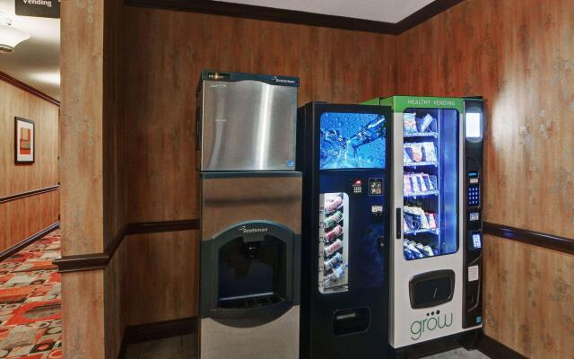 Comfort Inn & Suites Near Lake Lewisville