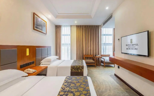 River & Holiday Rezen Hotel Pengshui