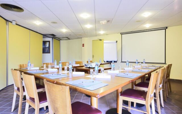 Kyriad Dunkerque Sud - Loon Plage