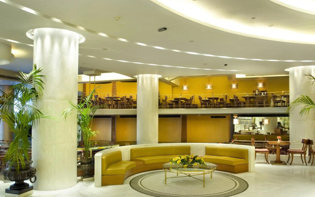 Titania Hotel