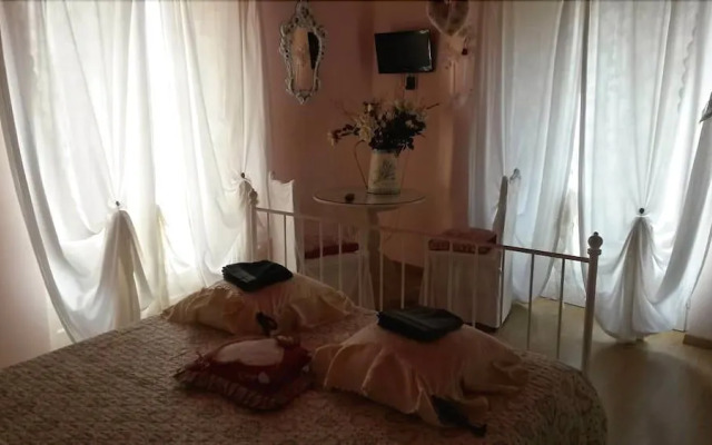 Lunartista Bed & Breakfast